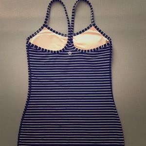 Lululemon Y tank size 4